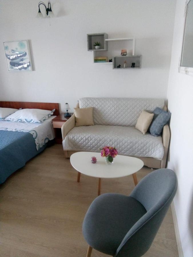 Apartments And Rooms Niksa Podgora Ngoại thất bức ảnh