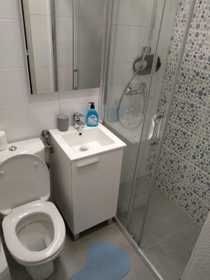 Apartments And Rooms Niksa Podgora Ngoại thất bức ảnh