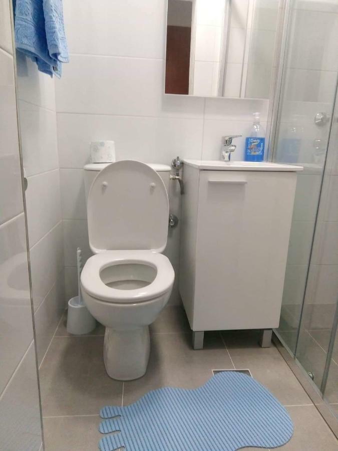 Apartments And Rooms Niksa Podgora Ngoại thất bức ảnh