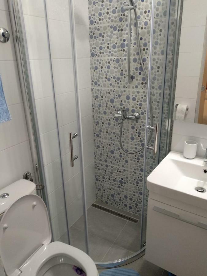 Apartments And Rooms Niksa Podgora Ngoại thất bức ảnh