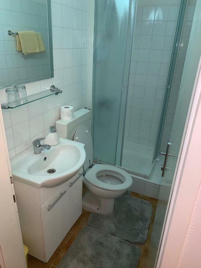 Apartments And Rooms Niksa Podgora Ngoại thất bức ảnh